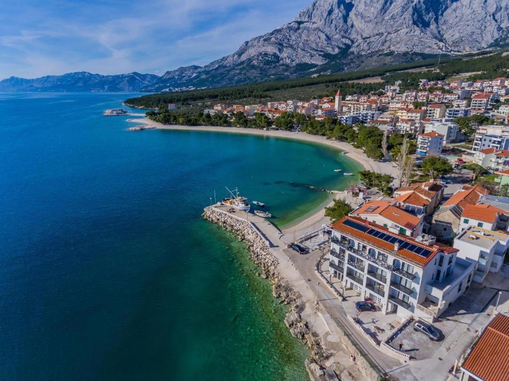 Apartments Anini Dvori Promajna Luaran gambar