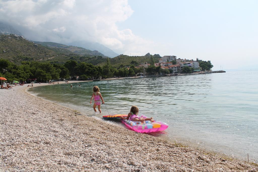 Apartments Anini Dvori Promajna Luaran gambar